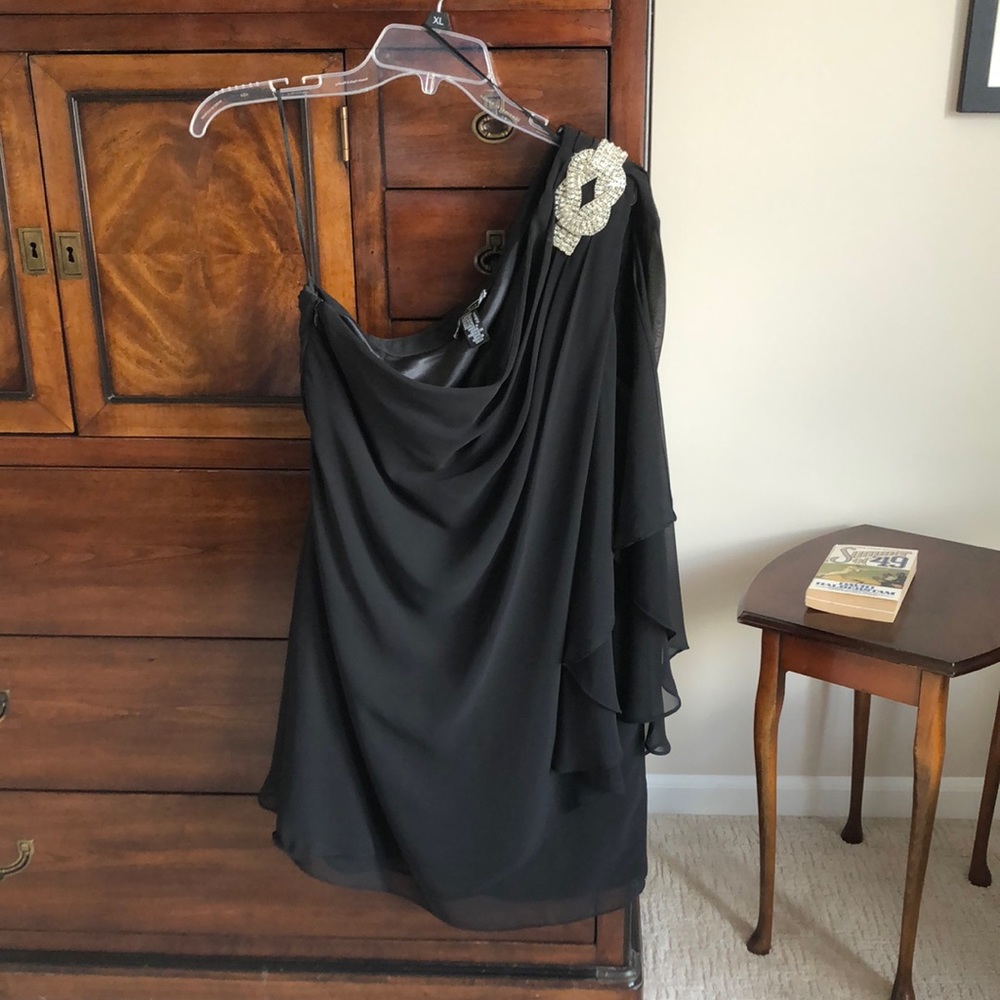 JS Boutique Black One Shoulder Fancy Top